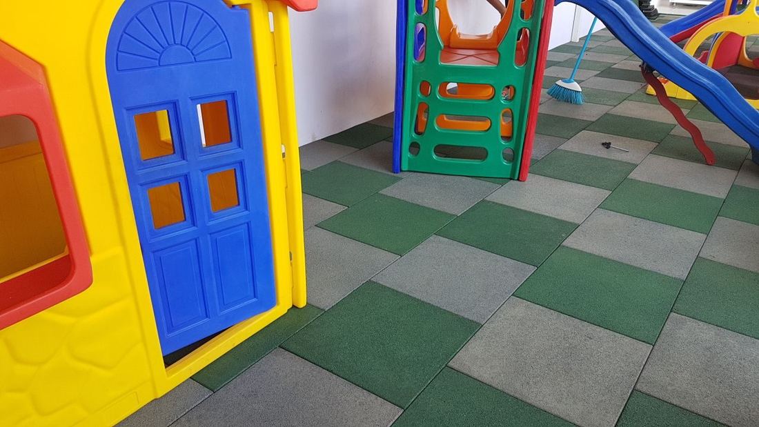 Xadrez Verde e Cinza — Casinha Infantil